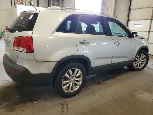 Photo 2 VIN: 5XYKTDA27BG048096 - KIA SORENTO 