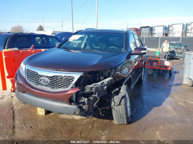 Photo 5 VIN: 5XYKTDA27CG264581 - KIA SORENTO 