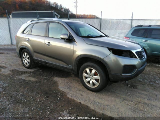 Photo 0 VIN: 5XYKTDA27DG403934 - KIA SORENTO 