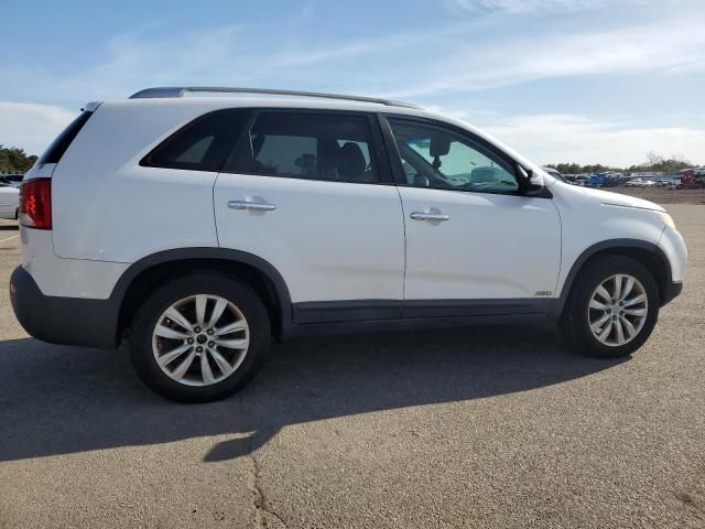 Photo 2 VIN: 5XYKTDA28BG092933 - KIA SORENTO 