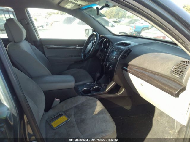 Photo 4 VIN: 5XYKTDA28BG174550 - KIA SORENTO 