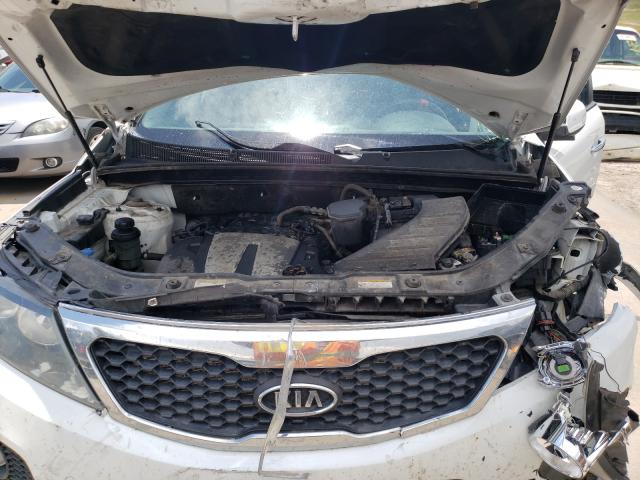 Photo 6 VIN: 5XYKTDA28DG342111 - KIA SORENTO LX 