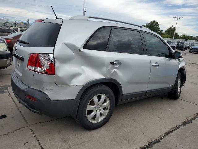 Photo 2 VIN: 5XYKTDA28DG382267 - KIA SORENTO LX 