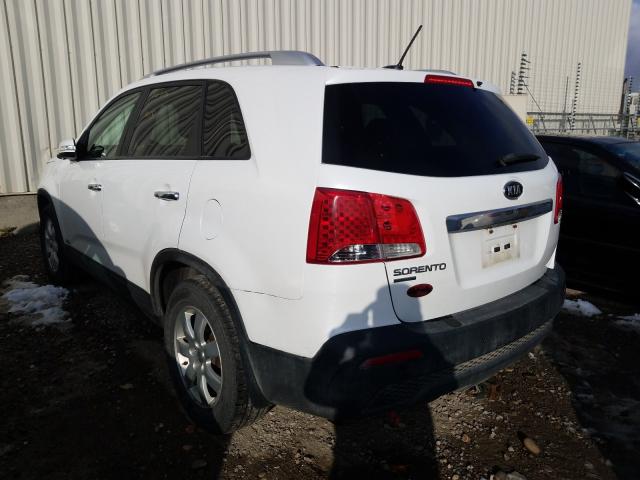 Photo 2 VIN: 5XYKTDA29DG404373 - KIA SORENTO LX 