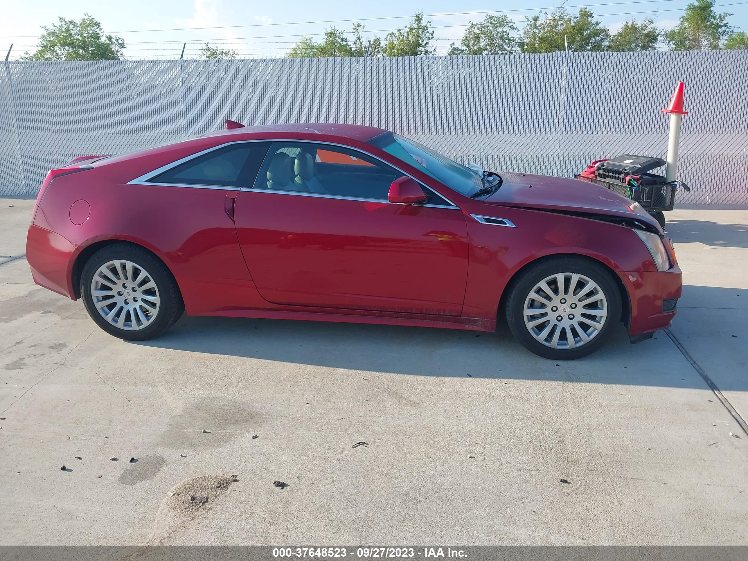 Photo 12 VIN: 5XYKTDA2XBG059075 - CADILLAC CTS 