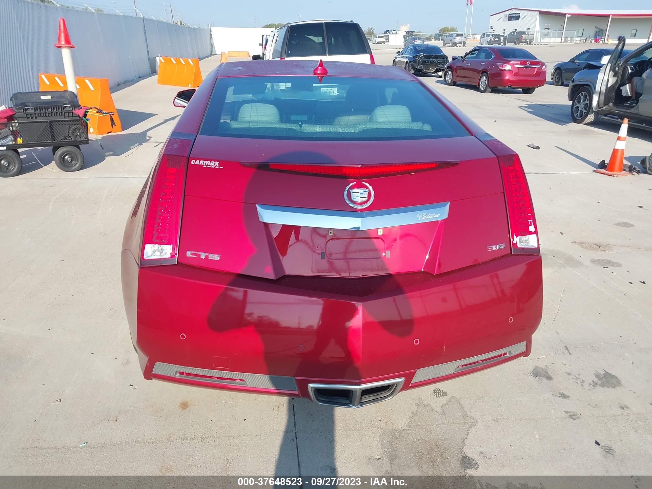 Photo 15 VIN: 5XYKTDA2XBG059075 - CADILLAC CTS 