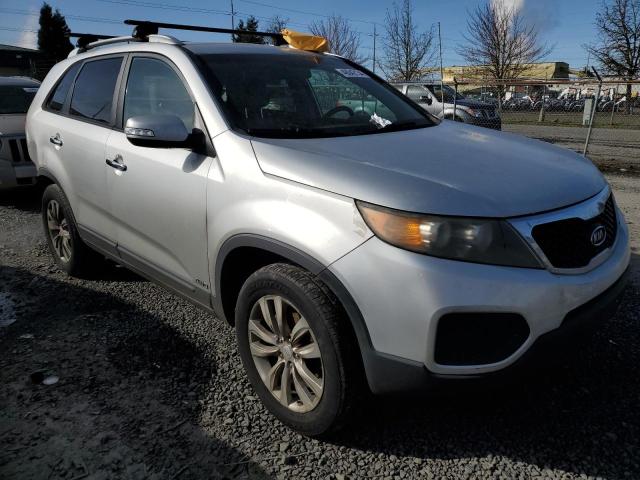 Photo 3 VIN: 5XYKTDA2XBG176591 - KIA SORENTO 