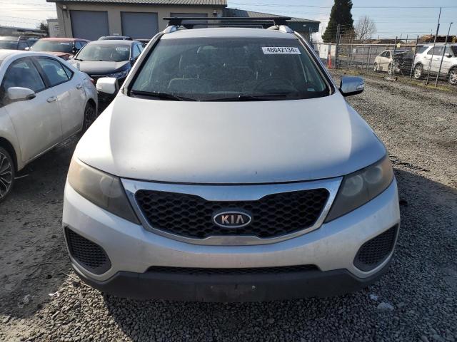 Photo 4 VIN: 5XYKTDA2XBG176591 - KIA SORENTO 