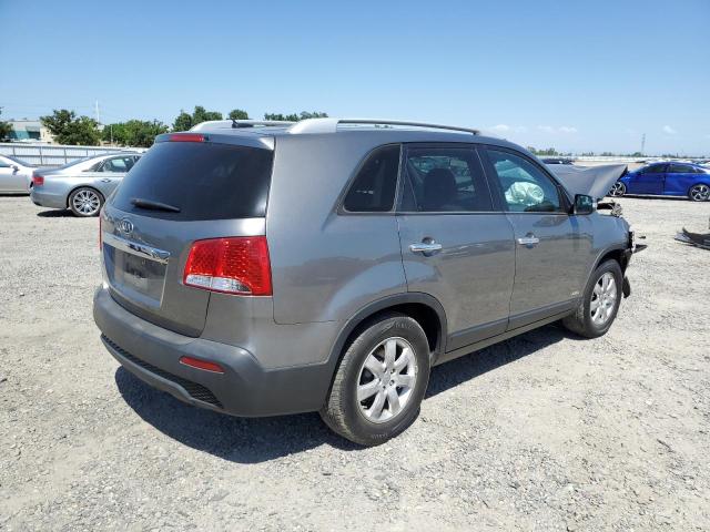 Photo 2 VIN: 5XYKTDA2XDG335936 - KIA SORENTO LX 