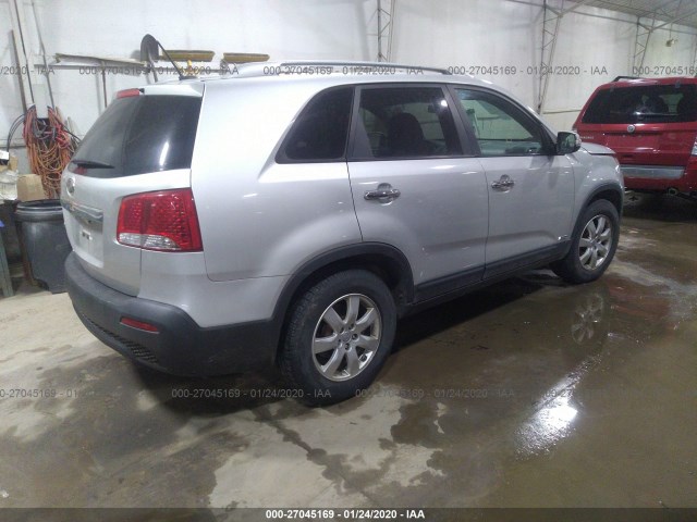 Photo 3 VIN: 5XYKTDA2XDG336262 - KIA SORENTO 