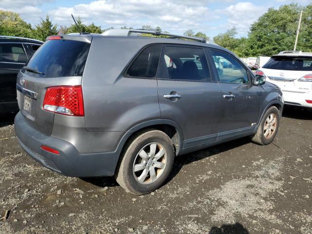 Photo 2 VIN: 5XYKTDA2XDG348301 - KIA SORENTO LX 