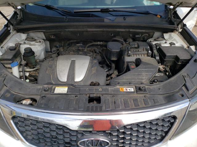 Photo 11 VIN: 5XYKTDA2XDG403491 - KIA SORENTO LX 