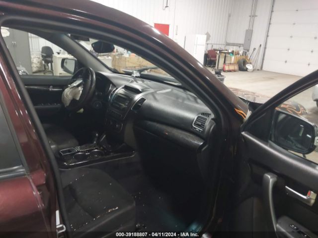 Photo 4 VIN: 5XYKTDA60EG426587 - KIA SORENTO 