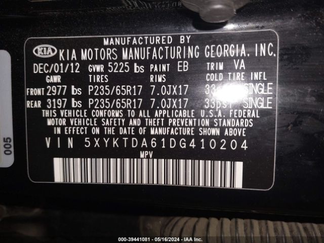 Photo 8 VIN: 5XYKTDA61DG410204 - KIA SORENTO 