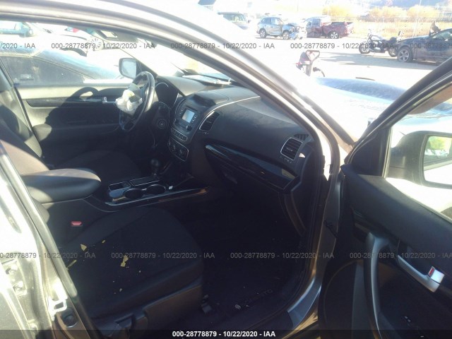 Photo 4 VIN: 5XYKTDA61FG655250 - KIA SORENTO 