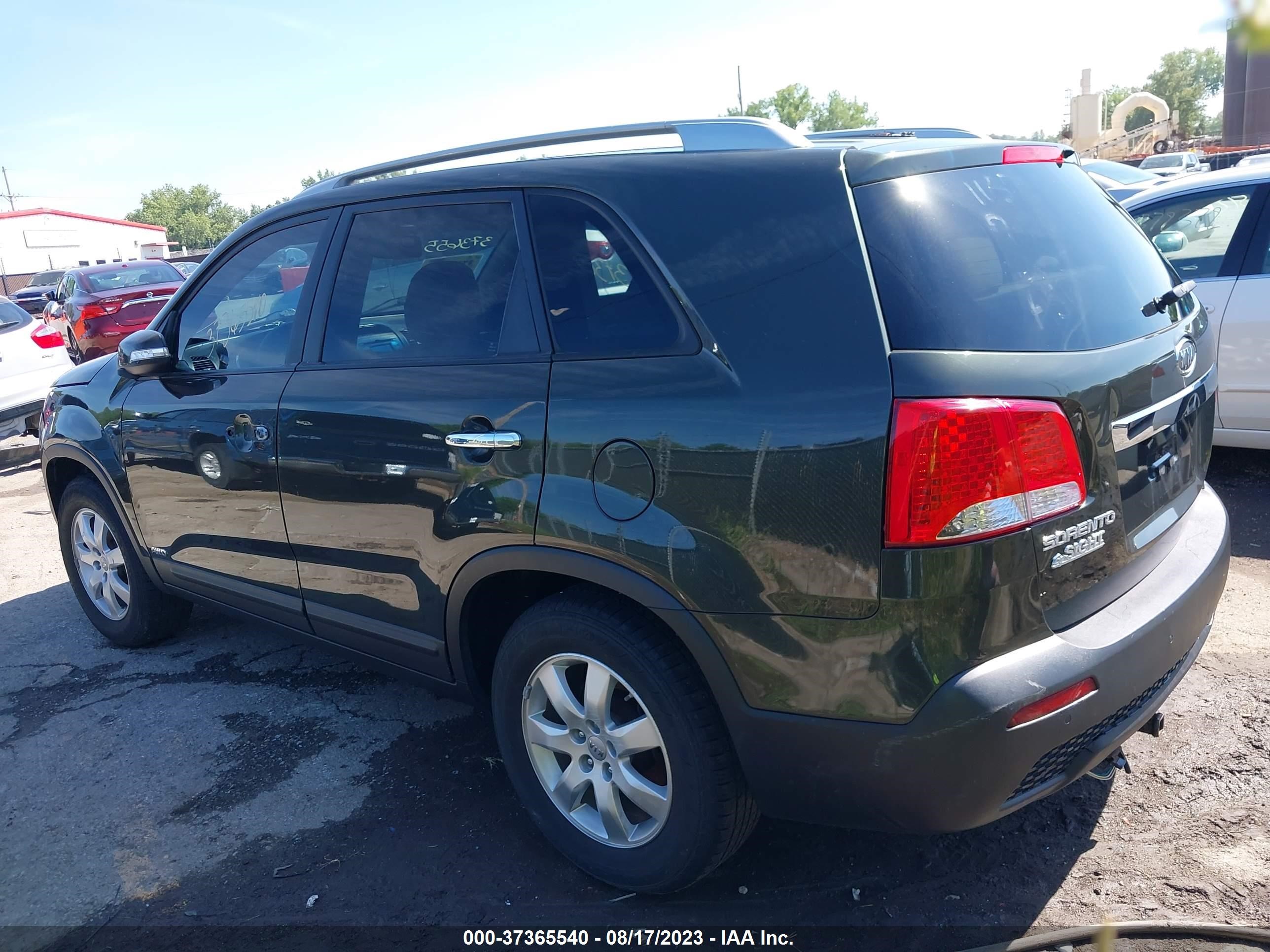 Photo 2 VIN: 5XYKTDA62CG274793 - KIA SORENTO 