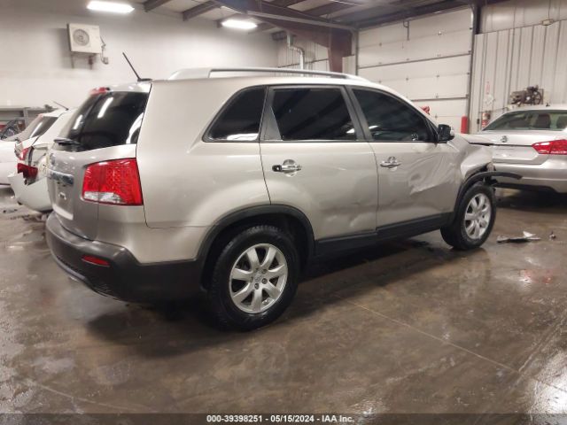 Photo 3 VIN: 5XYKTDA62CG277967 - KIA SORENTO 