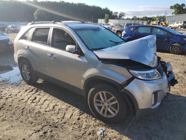 Photo 3 VIN: 5XYKTDA62FG566724 - KIA SORENTO LX 