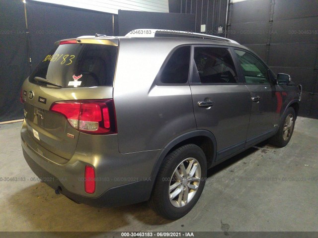 Photo 3 VIN: 5XYKTDA62FG568747 - KIA SORENTO 