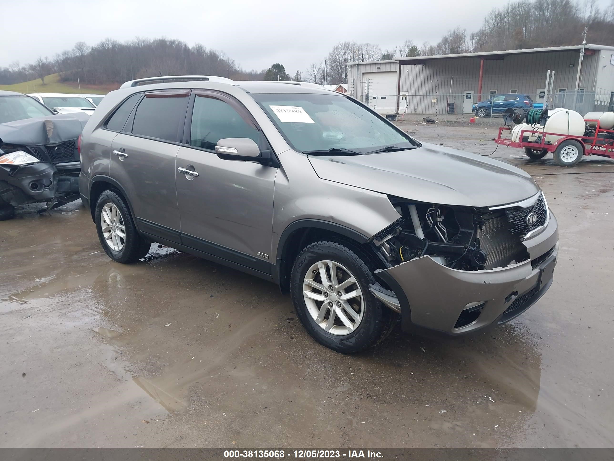 Photo 0 VIN: 5XYKTDA63FG655248 - KIA SORENTO 