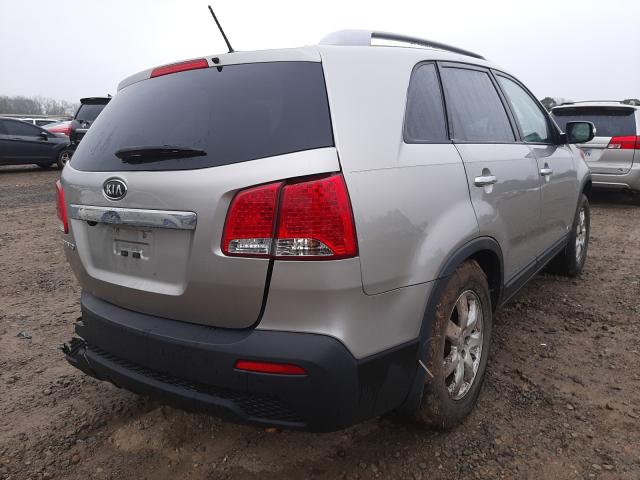 Photo 3 VIN: 5XYKTDA64DG368207 - KIA SORENTO LX 