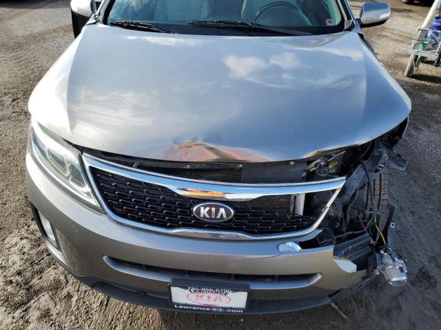 Photo 10 VIN: 5XYKTDA64FG604535 - KIA SORENTO LX 