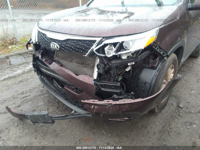 Photo 5 VIN: 5XYKTDA65FG569018 - KIA SORENTO 