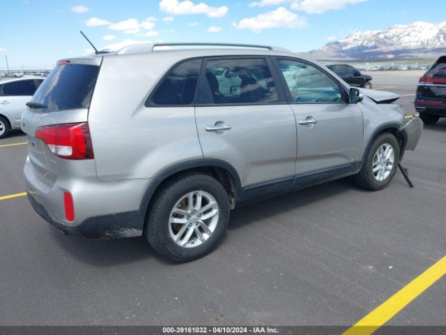 Photo 3 VIN: 5XYKTDA65FG640993 - KIA SORENTO 