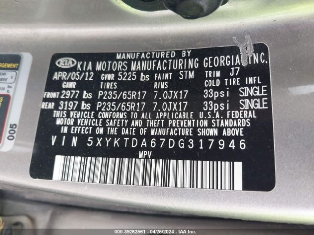 Photo 8 VIN: 5XYKTDA67DG317946 - KIA SORENTO 