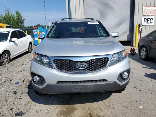 Photo 4 VIN: 5XYKTDA67DG324184 - KIA SORENTO 