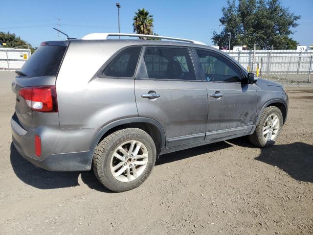 Photo 2 VIN: 5XYKTDA69FG568258 - KIA SORENTO 