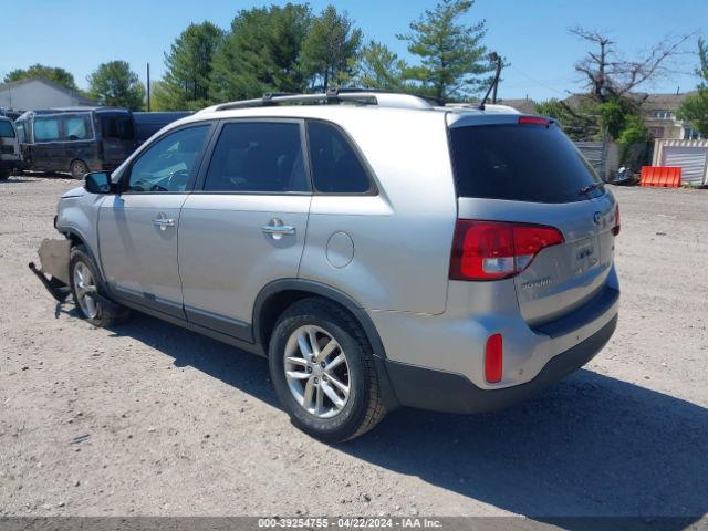 Photo 2 VIN: 5XYKTDA6XEG502574 - KIA SORENTO 