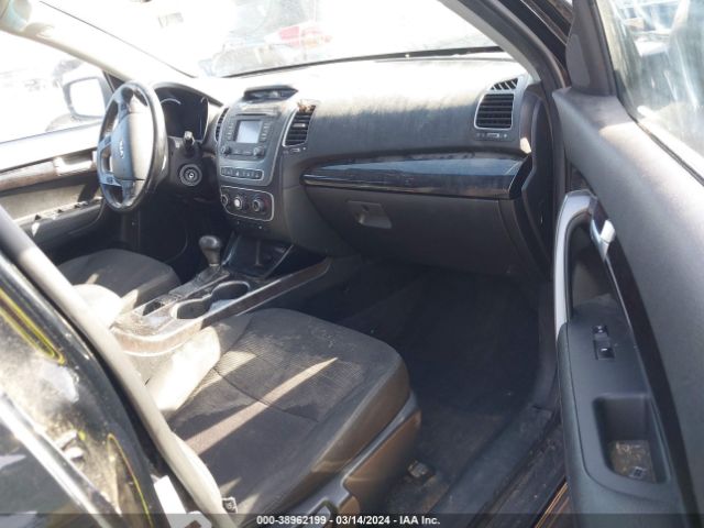 Photo 4 VIN: 5XYKTDA70EG462448 - KIA SORENTO 