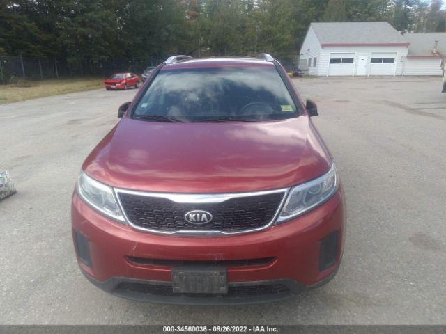 Photo 5 VIN: 5XYKTDA70FG572367 - KIA SORENTO 