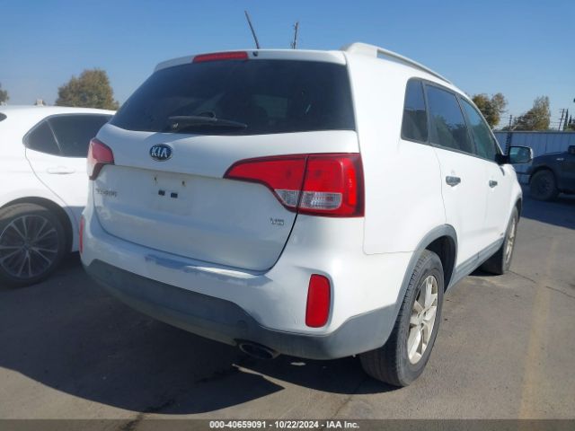 Photo 3 VIN: 5XYKTDA70FG605321 - KIA SORENTO 