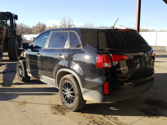 Photo 2 VIN: 5XYKTDA70FG607683 - KIA SORENTO LX 