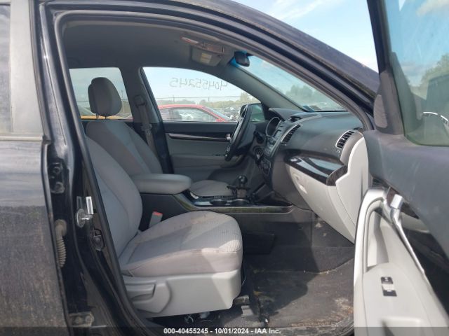 Photo 4 VIN: 5XYKTDA70FG630803 - KIA SORENTO 