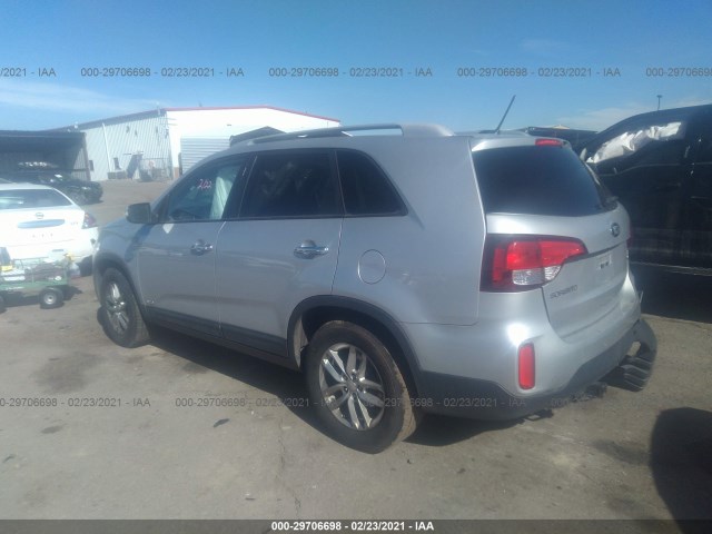 Photo 2 VIN: 5XYKTDA71FG596712 - KIA SORENTO 