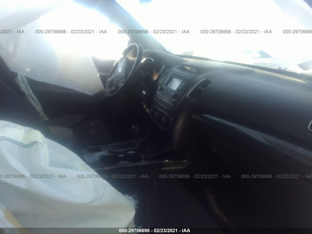 Photo 4 VIN: 5XYKTDA71FG596712 - KIA SORENTO 