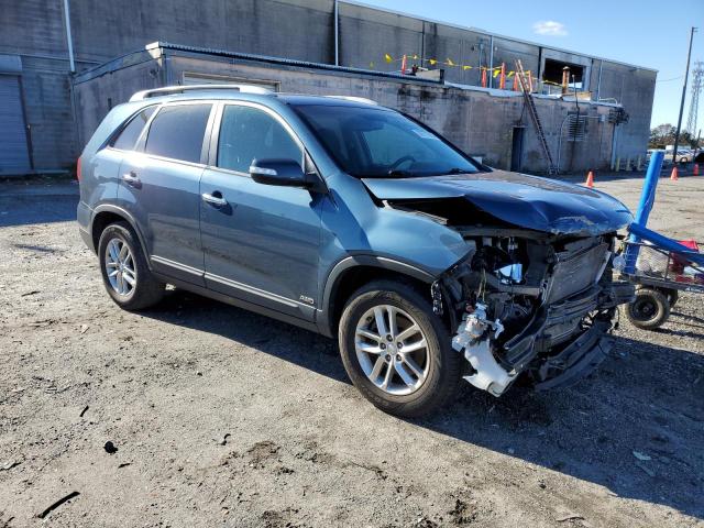 Photo 3 VIN: 5XYKTDA71FG605344 - KIA SORENTO LX 