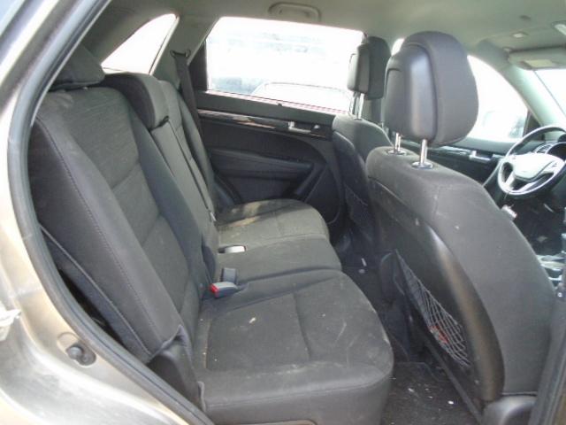 Photo 5 VIN: 5XYKTDA72EG430309 - KIA SORENTO LX 