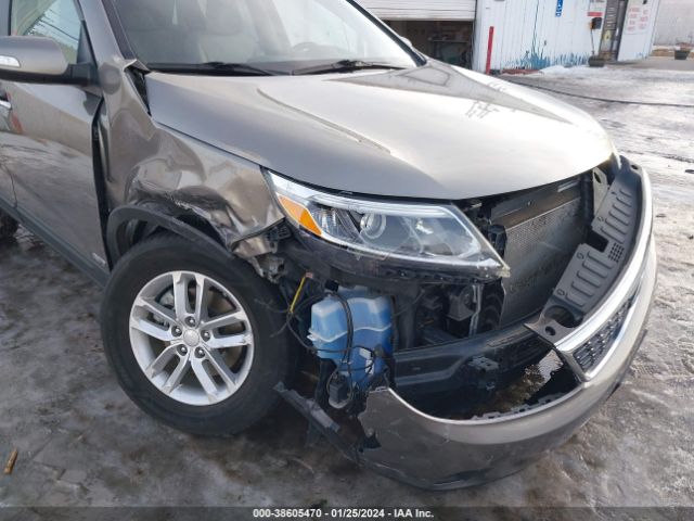 Photo 5 VIN: 5XYKTDA72EG479963 - KIA SORENTO 