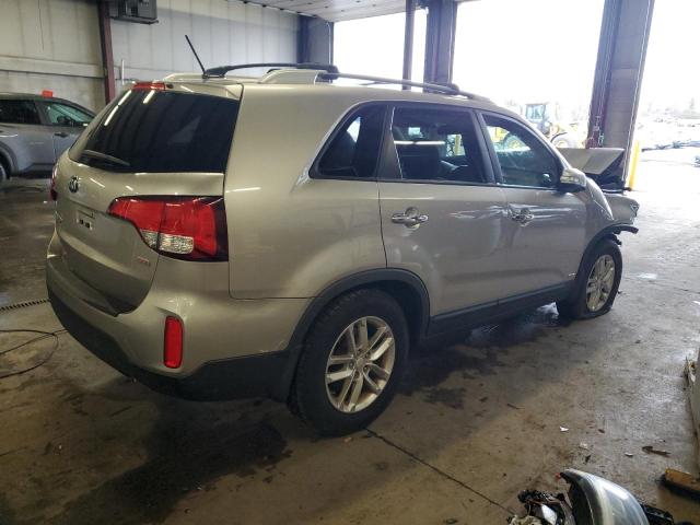 Photo 2 VIN: 5XYKTDA72EG498416 - KIA SORENTO LX 