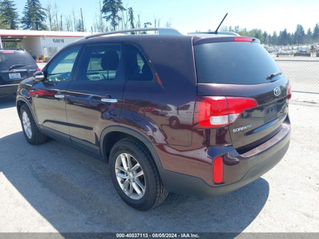 Photo 2 VIN: 5XYKTDA72FG600296 - KIA SORENTO 