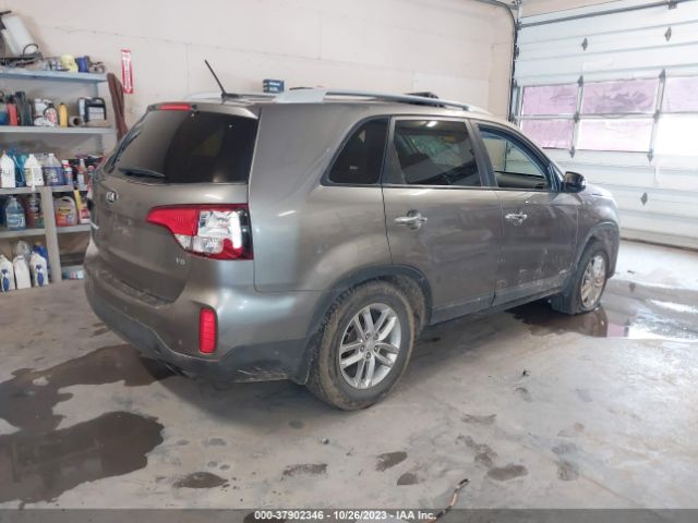 Photo 3 VIN: 5XYKTDA72FG613226 - KIA SORENTO 