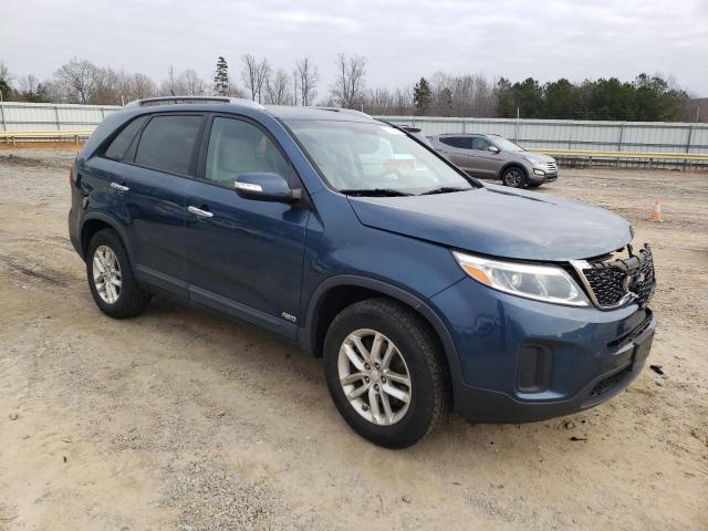 Photo 3 VIN: 5XYKTDA73FG556244 - KIA SORENTO LX 