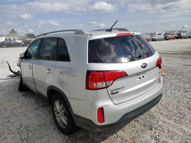 Photo 2 VIN: 5XYKTDA73FG611811 - KIA SORENTO LX 