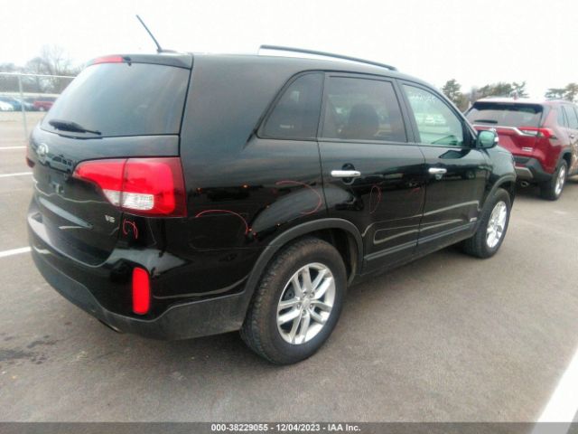 Photo 3 VIN: 5XYKTDA73FG639656 - KIA SORENTO 