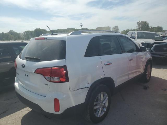 Photo 2 VIN: 5XYKTDA75FG605833 - KIA SORENTO LX 