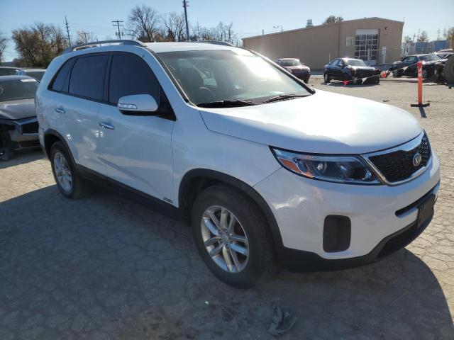 Photo 3 VIN: 5XYKTDA75FG605833 - KIA SORENTO LX 